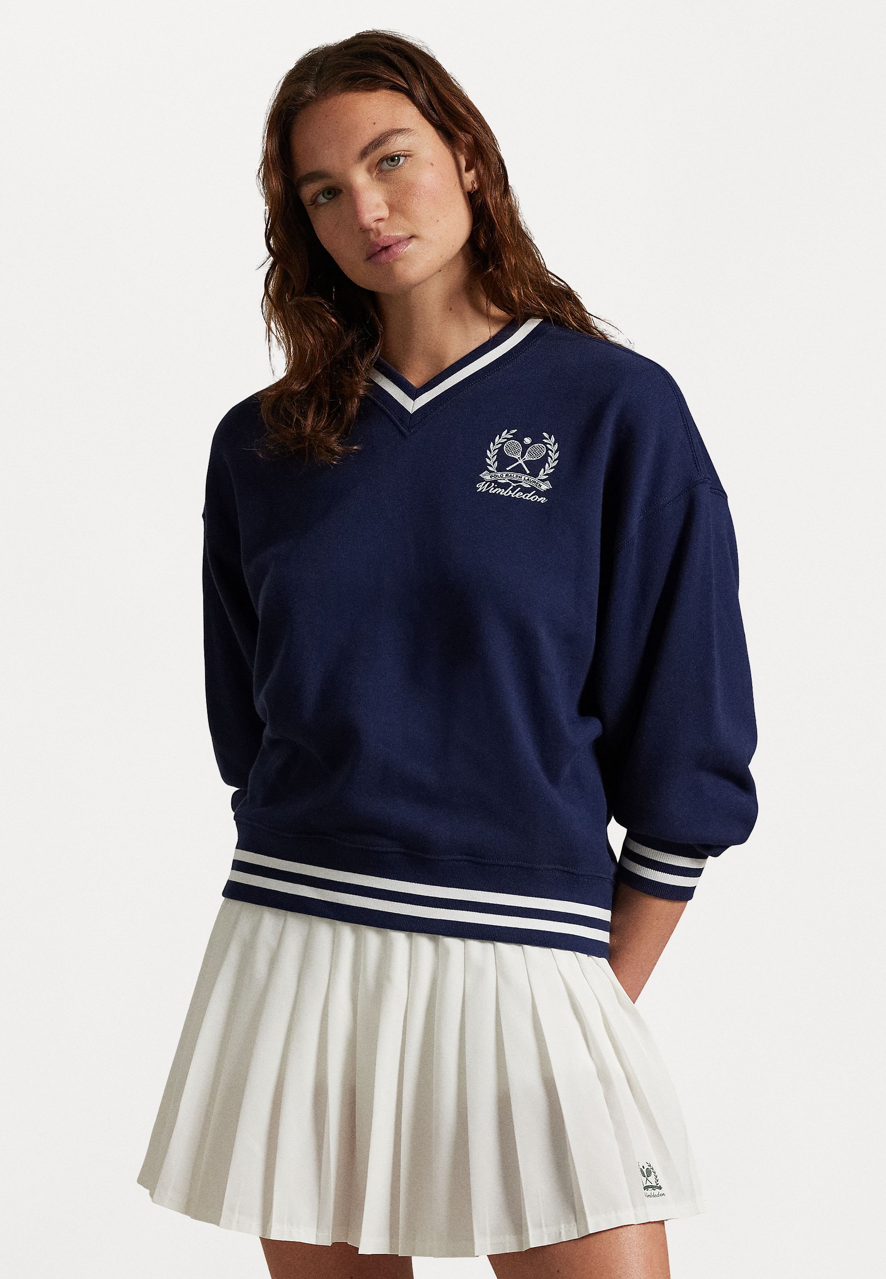 売れ筋商品|||ラルフローレン パーカー・スウェットシャツ レディース アウター WIMBLEDON CREST FRENCH TERRY V NECK - Sweatshirt - refined navy Wimbledon Crest French Terry V-Neck for Men | Ralph Lauren® KW