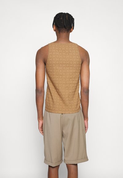 DAVID CATALAN CIRCLE EMBROIDERED SINGLET - Débardeur - caramel
