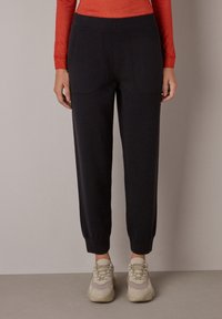 Falconeri ULTRASOFT - Jogginghose - black