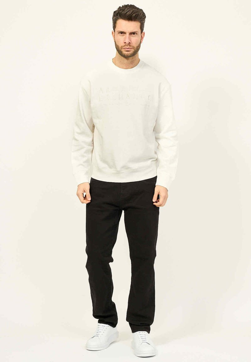 Armani Exchange Sweater crème