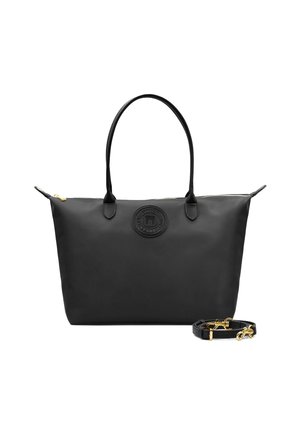 Sac fourre-tout noir en matériau lisse, doté de poignées doubles, d'un logo embossé et d'une bandoulière amovible avec quincaillerie dorée et fermeture éclair.