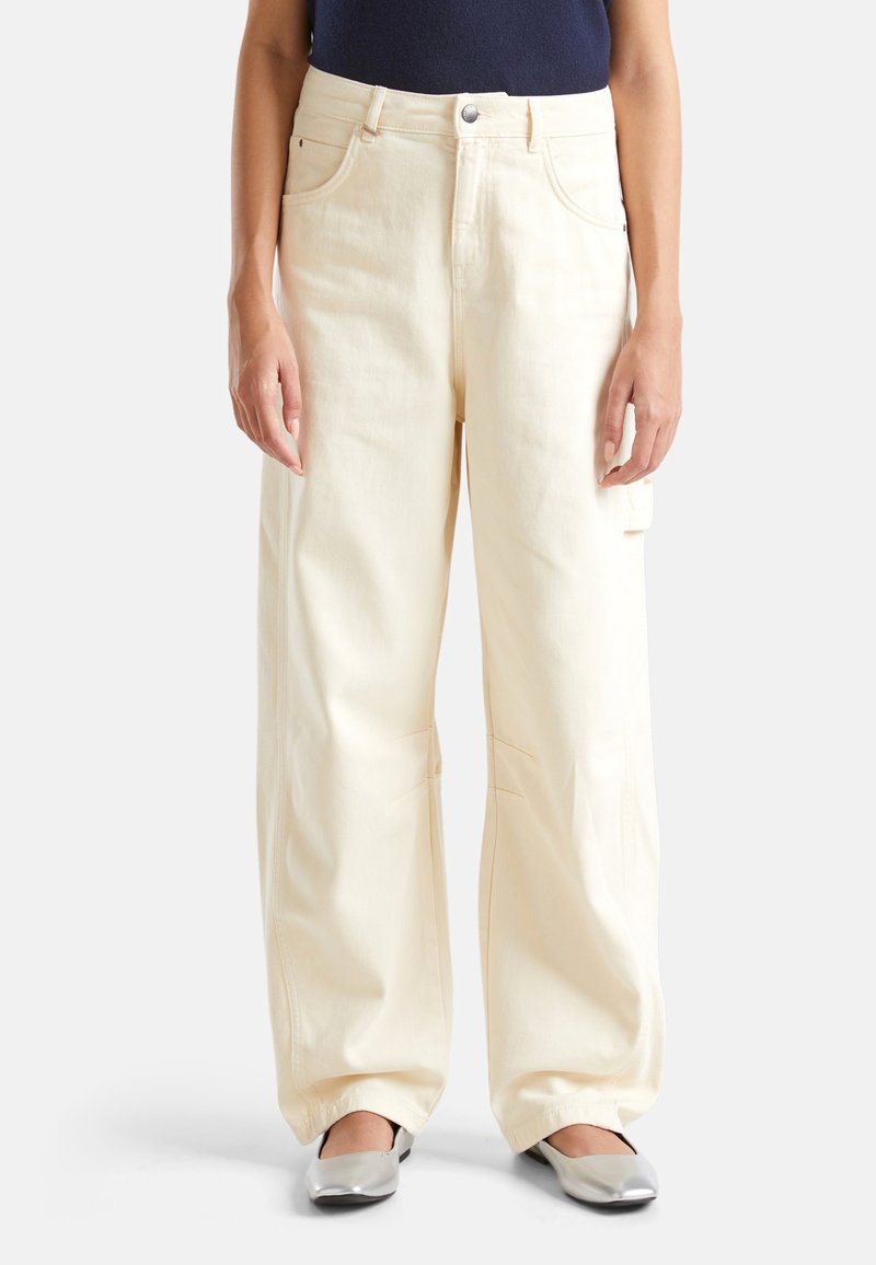 United Colors of Benetton Jeans Relaxed Fit - white