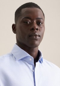 Seidensticker Hemd - light blue