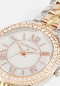 Michael Kors HARLOWE - Karóra - silver-coloured