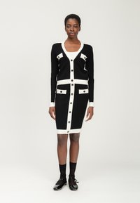 INFLUENCER BLOCKING  - Vest - black