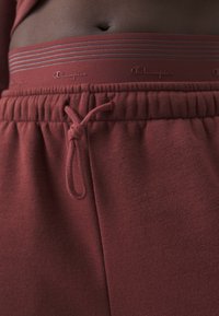 Champion EMOTIONAL DANCE WIDE LEG CARGO PANTS - Treniņtērpa apakšdaļas - dark brown