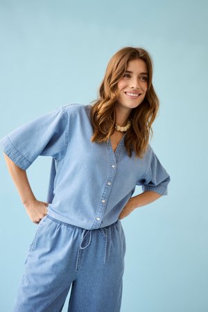 Kaffe, KAJADE - Gombos blúz - medium blue chambray