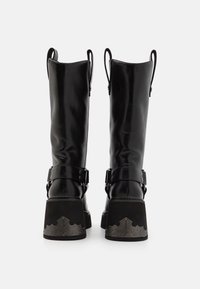 Buffalo BULL HI - Čižmy na platforme - black