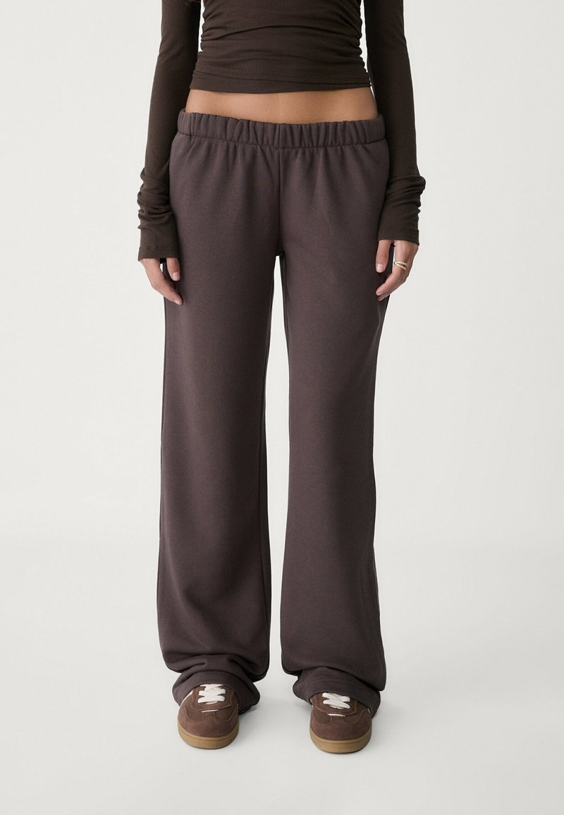 Stradivarius Trainingsbroek - brown