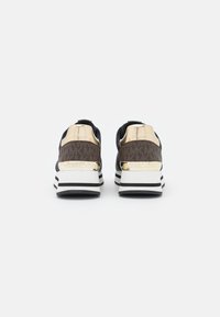 MICHAEL Michael Kors Baskets basses - brown