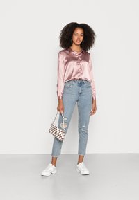 JDY JDYFIFI SHIRT - Blusa com botões - woodrose