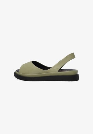 Åben tå slingback sandal i lysegrønt læder med rund design, sort gummisål og glat tekstur. Har en bred frontåbning.