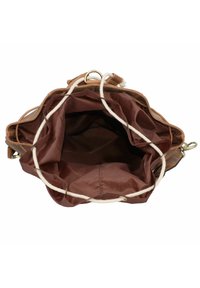 Sac à épaule en cuir marron avec une fermeture à cordon, présentant un extérieur lisse et une doublure en tissu marron à l'intérieur.