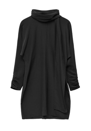 Schwarzes, übergroßes Oberteil mit Wasserfallausschnitt, dreiviertel Ärmeln und gerafften Details an den Bündchen. Weicher, glatter Stoff mit lockerem Schnitt.