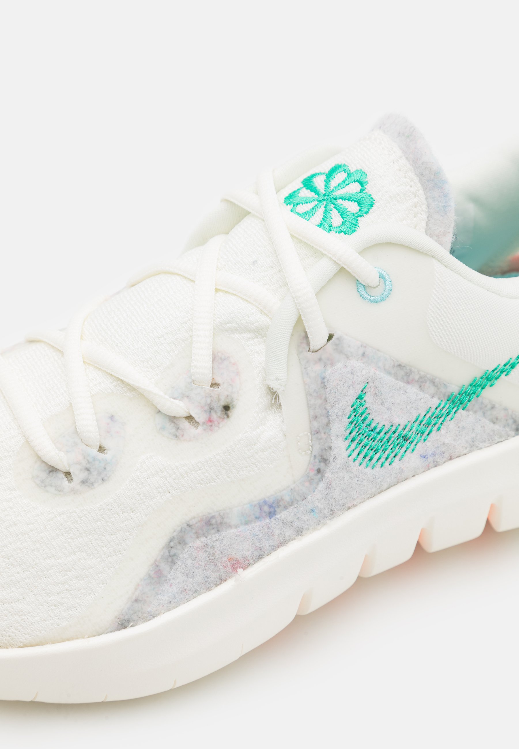 Flex 218 running sneaker Clearance