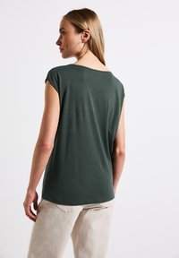 Street One MIT U-BOOT-AUSSCHNITT - T-shirt basic - grün