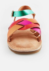 Next Sandaler - multi rainbow