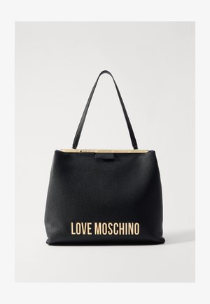 Borsa a tracolla in pelle nera con finitura testurizzata, caratterizzata da un accento logo in tono oro sul davanti e spallacci sottili.