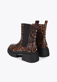LOLA CASADEMUNT Gležnjače s platformom - leopard