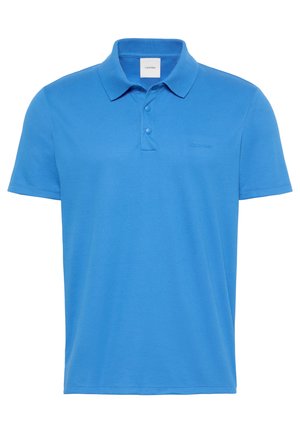 Blauw poloshirt met korte mouwen, twee knopen en een subtiel Calvin Klein-logo op de borst.
