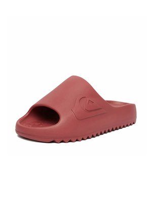 Rote Slip-On-Sandale mit offenem Zehenbereich, profilierter Sohle und geprägtem Logo an der Seite, für den Freizeitgebrauch entwickelt.
