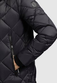 khujo HELVI - Téli kabát - schwarz