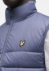 Lyle & Scott WADDED GILET - Vestă - graystone