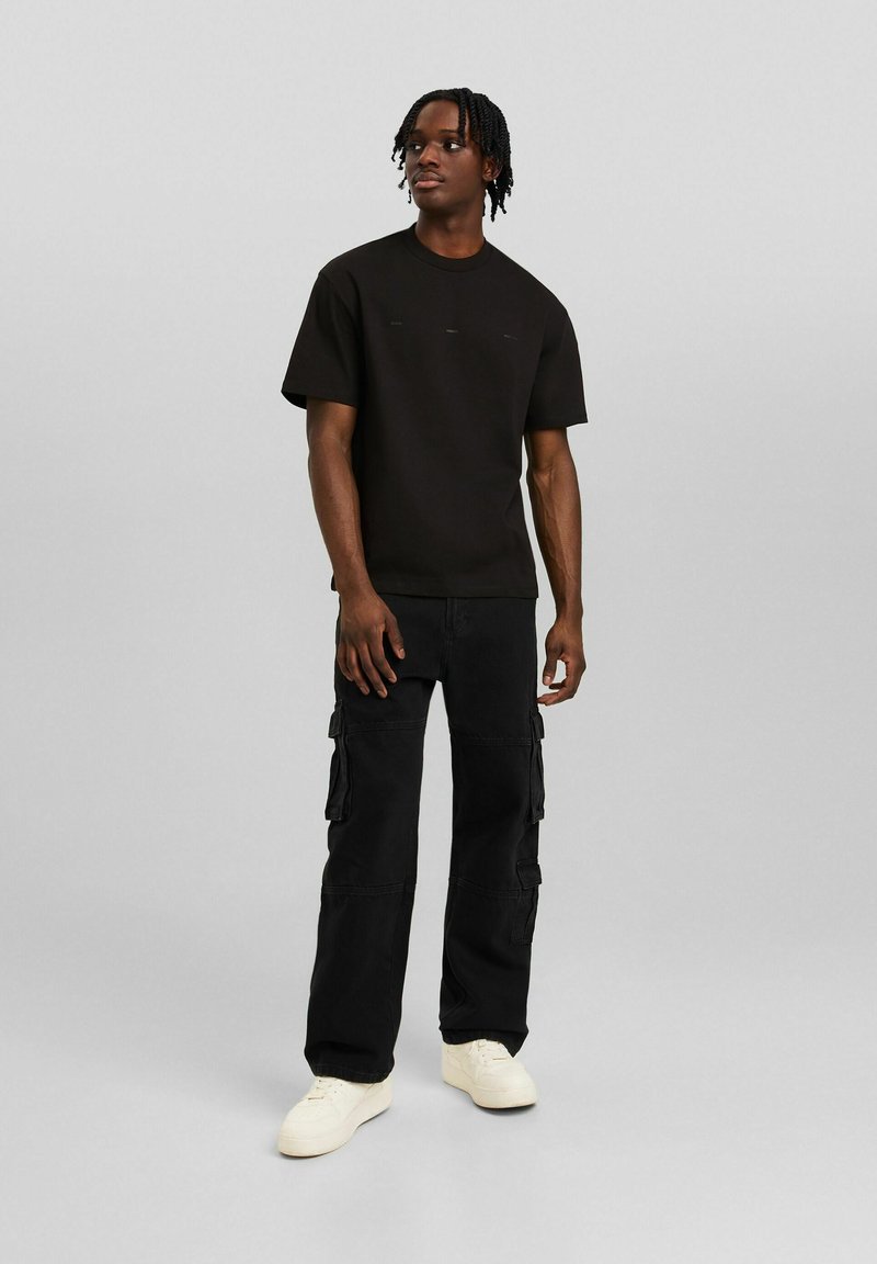 Bershka Relaxed fit jeans zwart Bershka Relaxed fit jeans zwart