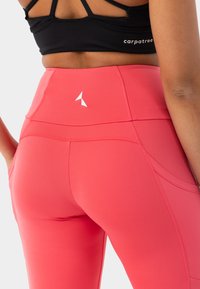 Carpatree LIBRA POCKET - Tamprės - pink