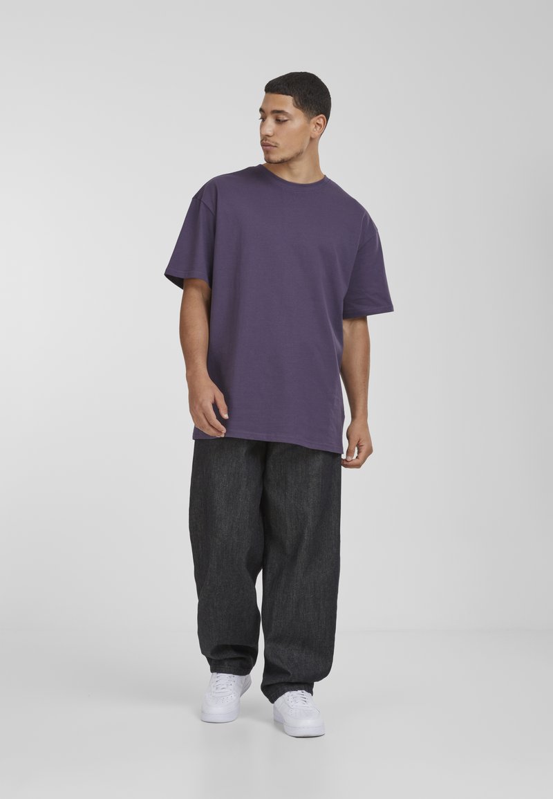 Urban Classics HEAVY T-shirt basic purplenight/donkerpaars