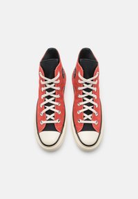 Converse CHUCK 70 WORKWEAR UNISEX - High-top trainers - rhubarb pie/black