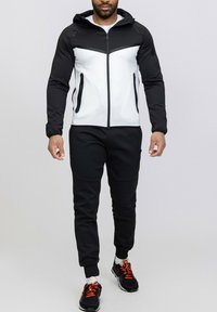 Non sélectionné, blanc