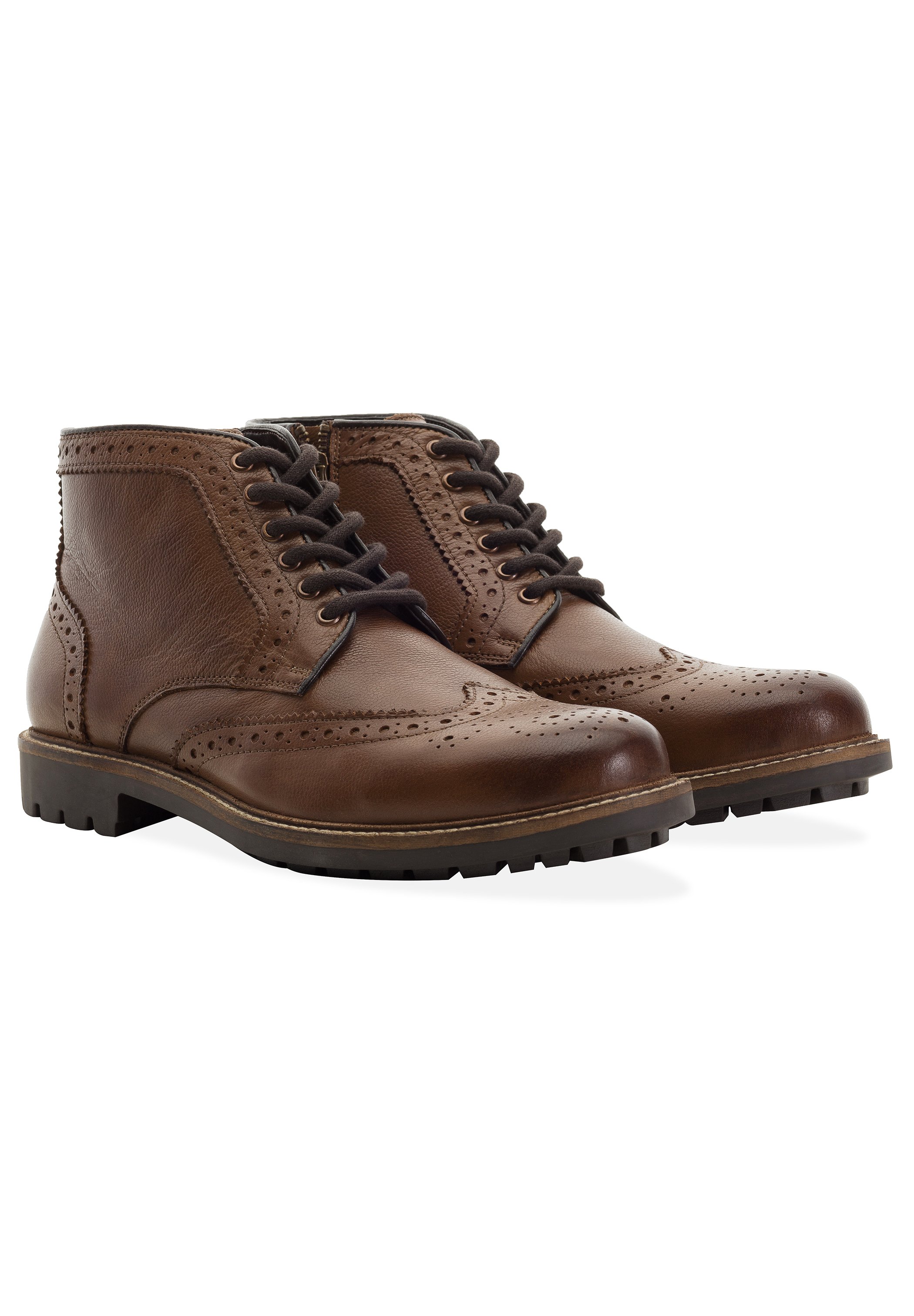 boots redfoot