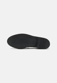 Gabor Pantofi slip-on - schwarz/gold