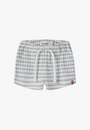 Pantaloncini a quadri bianchi e azzurri per bambini piccoli con vita elastica, coulisse bianca, tasche laterali e piccola toppa marrone sull'orlo.