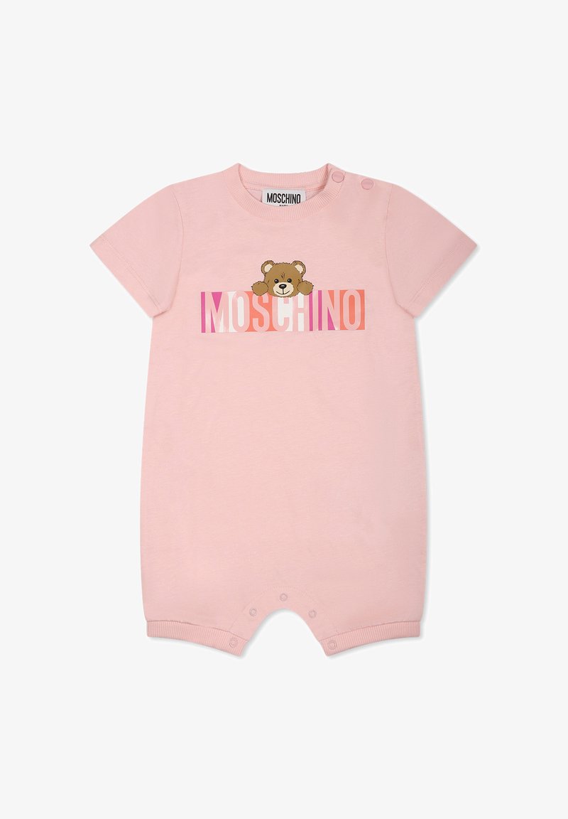 Rompers en coton rose à manches courtes présentant un graphique d'ours et du texte "MOSCHINO" dans différentes nuances. Boutons-pression aux épaules et aux ouvertures des jambes.
