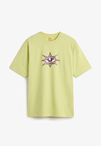 Selected, light green