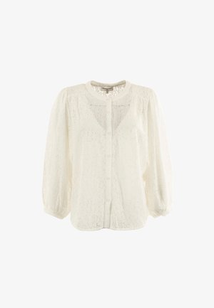 Blusa blanca de encaje con cuello redondo, cierre de botones en la parte delantera y mangas largas con fruncido. Textura transparente con intrincados patrones de encaje.