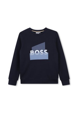 Sudadera de manga larga azul marino con cuello redondo y diseño geométrico que incluye la palabra "BOSS" en blanco y azul en el pecho.