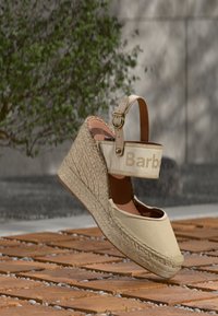 Non sélectionné, beige