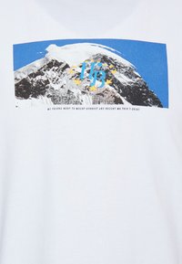 Woodbird BAINE SUMMIT TEE - T-shirt estampada - white
