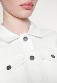 ONLY ONLWESTA JACKET  - Traper jakna - white