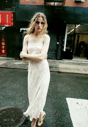 Mango, ADULT - Robe longue - white