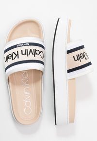 Calvin Klein Platt slip-in - nude