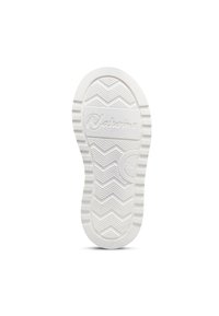 Vit gummisula med fiskbensmönster och upphöjd logotyp; slät yta och rundade kanter.