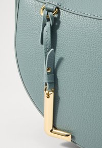 Lancel FAUBOURG HALFMOON - Torba preko tijela - sauge