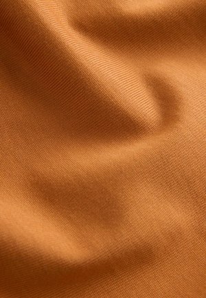 Textūruotas, lengvas audinys šiltos oranžinės spalvos. Turi lygų, šiek tiek tamprų audinį su subtiliu dryželimu, puikiai tinkantis drabužiams ar apmušalams.