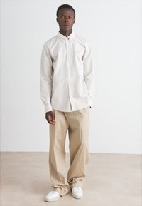 BOSS ROAN - Ing - open beige