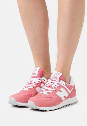 New Balance W574 - Sneakers laag - natural pink