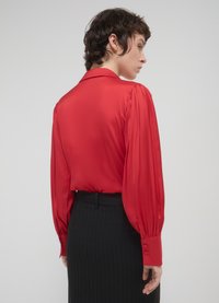 Calliope Camicetta - rouge